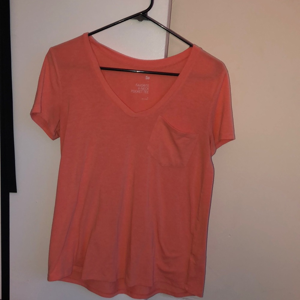 Juniors' SO favorite v-neck short sleeve pocket tee